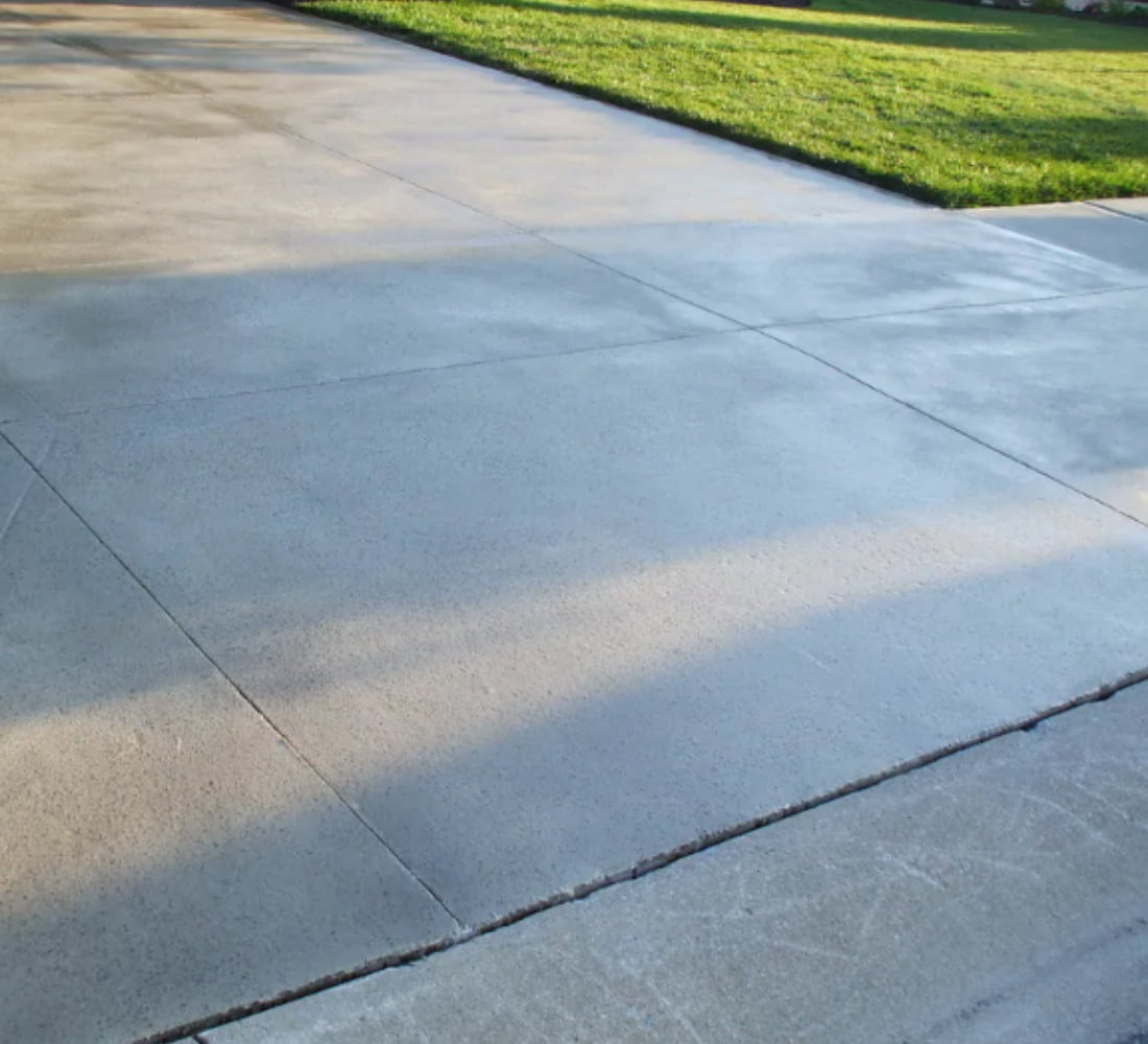 Omaha driveway concrete sealing for long-lasting protection and curb appeal